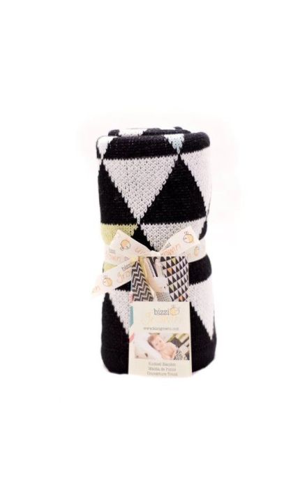 Paturica Tricotata din Bumbac Triunghiuri Alb si Negru Alb / Negru