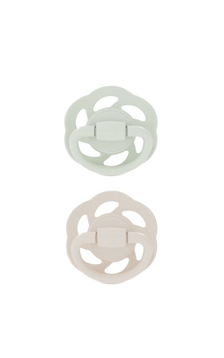 Set 2 suzete Cherry Green Newborn Boy cu tetina din latex natural, forma rotunda, cu inel, recomandate pentru nou-nascuti 0-2 luni, nip 38748 